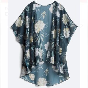 Emory Park Caley Open Front Woven Sheer Cover Kimono Sleeve Top